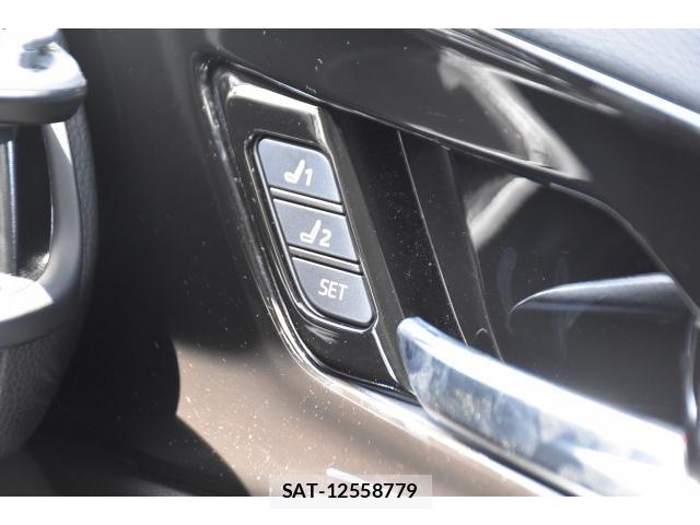 Toyota PRIUS 2023-08 8548652-18