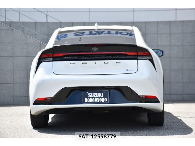 Toyota PRIUS 2023-08 8548652-7