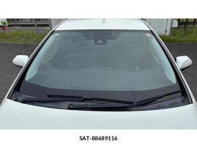 Toyota PRIUS 2016-10 8548830-13