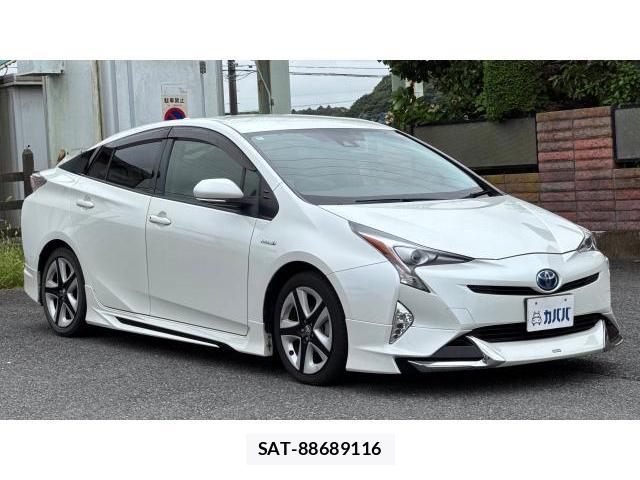 Toyota PRIUS 2016-10 8548830-8