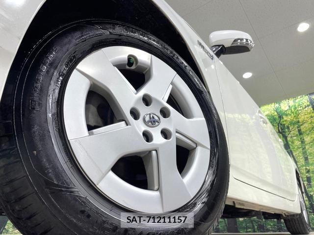 Toyota PRIUS 2011-02 8549044-12