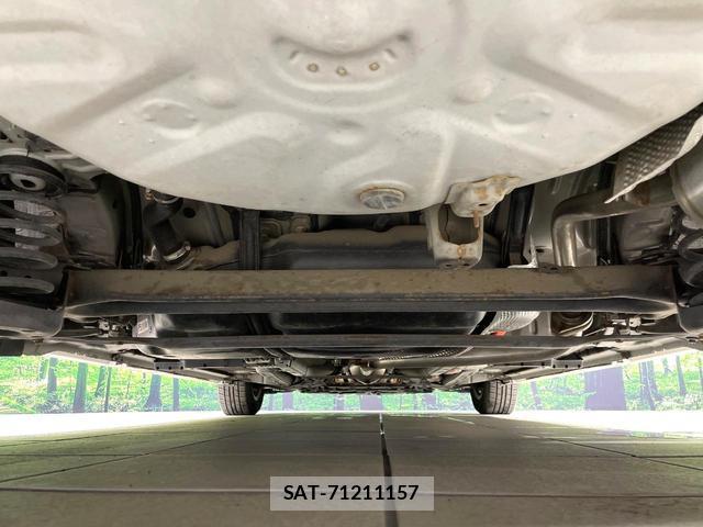 Toyota PRIUS 2011-02 8549044-18