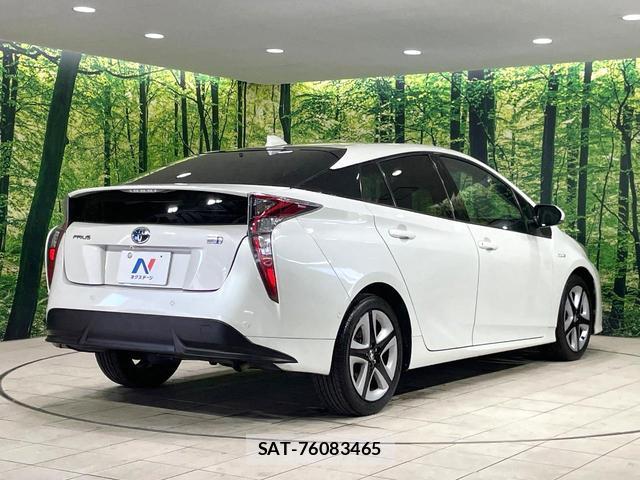 Toyota PRIUS 2016-05 8549051-15