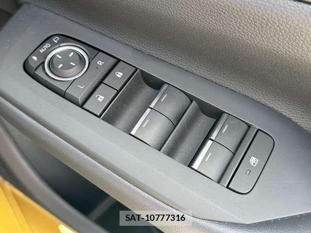 Toyota PRIUS 2024-05 8549102-16