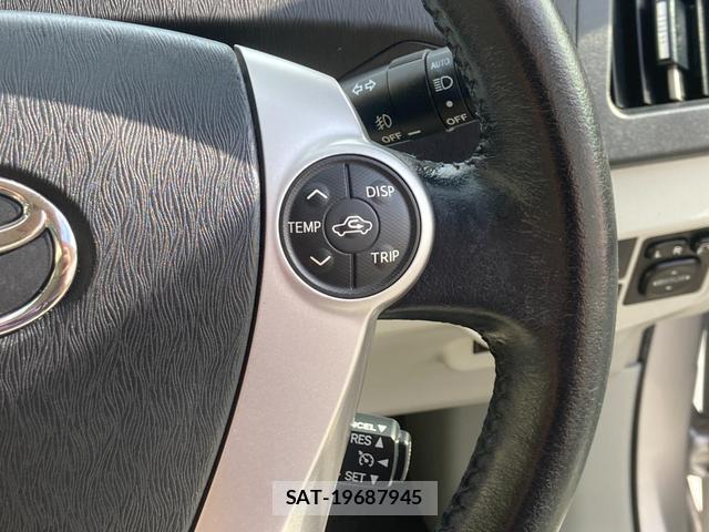 Toyota PRIUS 2013-09 8549421-14