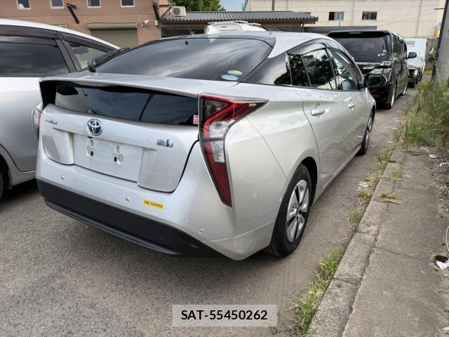 Toyota PRIUS 2016-06 8549440-10