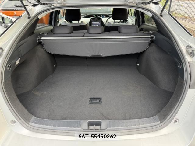 Toyota PRIUS 2016-06 8549440-7