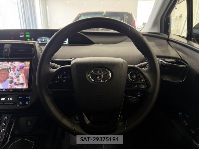 Toyota PRIUS 2022-04 8549478-4