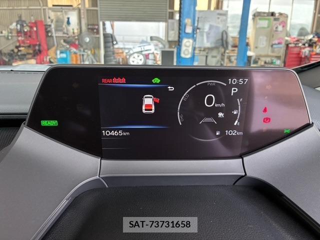 Toyota PRIUS 2023-07 8549549-18
