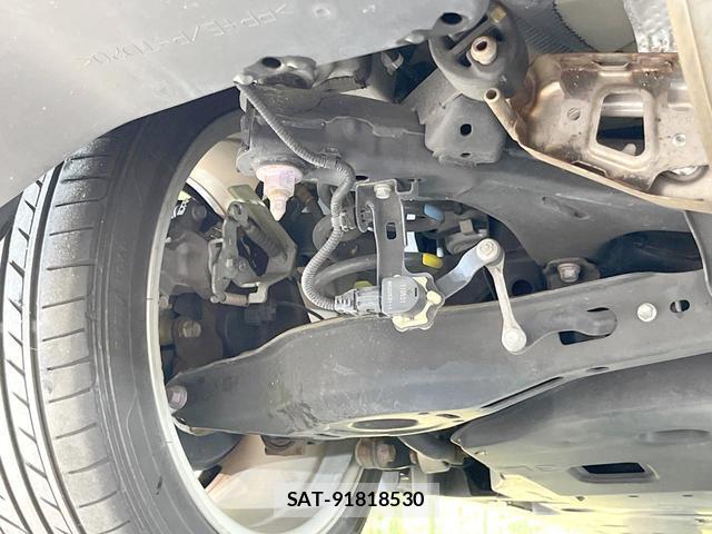 Toyota PRIUS 2017-09 8549689-19