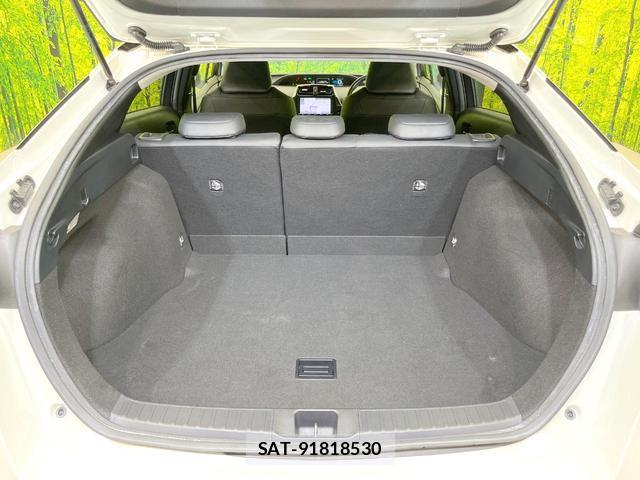 Toyota PRIUS 2017-09 8549689-9