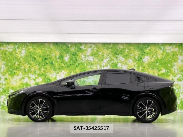 Toyota PRIUS 2023-05 8550069-1
