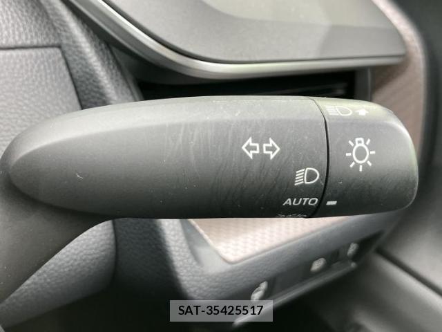 Toyota PRIUS 2023-05 8550069-14
