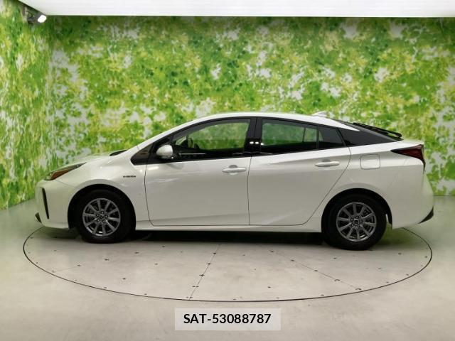 Toyota PRIUS 2019-06 8550102-1