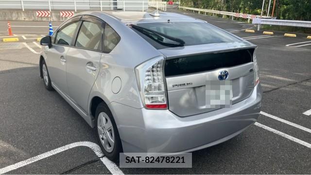 Toyota PRIUS 2010-11 8550238-13