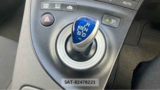Toyota PRIUS 2010-11 8550238-14