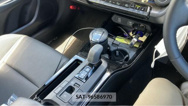 Toyota PRIUS 2024-07 8550261-14