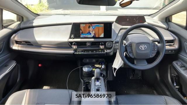 Toyota PRIUS 2024-07 8550261-2