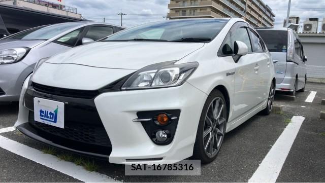 Toyota PRIUS 2012-03 8550268-0