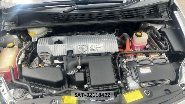 Toyota PRIUS 2013-11 8550306-7