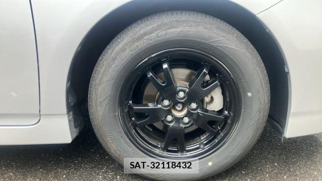 Toyota PRIUS 2013-11 8550306-8
