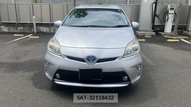 Toyota PRIUS 2013-11 8550306-9