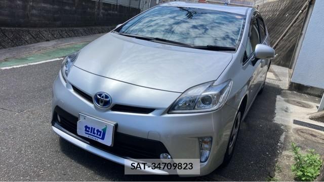 Toyota PRIUS 2015-10 8550309-0