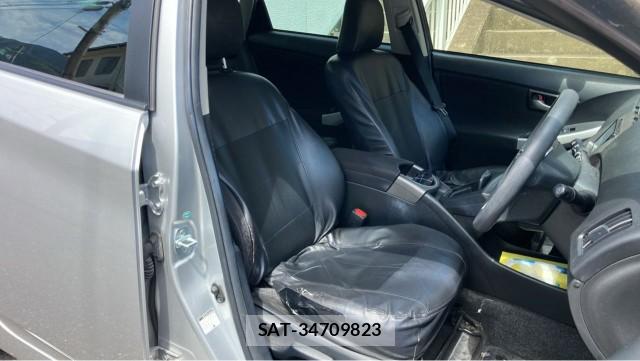 Toyota PRIUS 2015-10 8550309-5