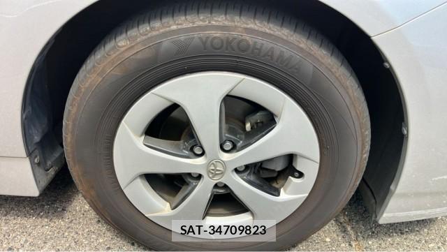 Toyota PRIUS 2015-10 8550309-8