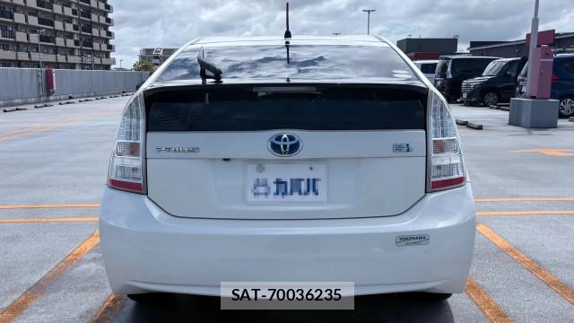 Toyota PRIUS 2009-10 8550341-1
