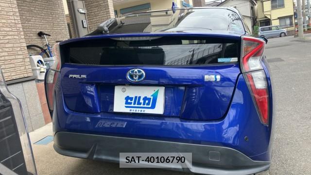 Toyota PRIUS 2017-03 8550388-1