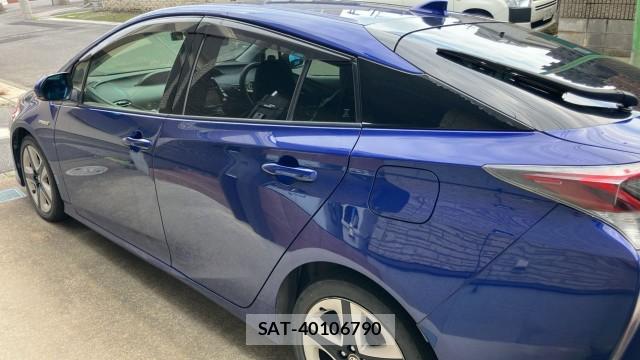 Toyota PRIUS 2017-03 8550388-10