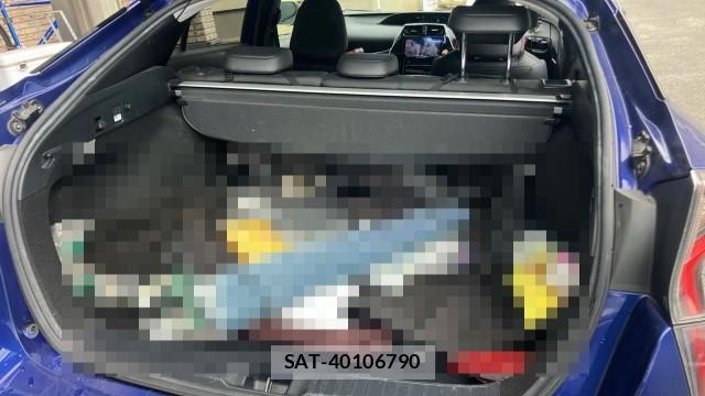 Toyota PRIUS 2017-03 8550388-17