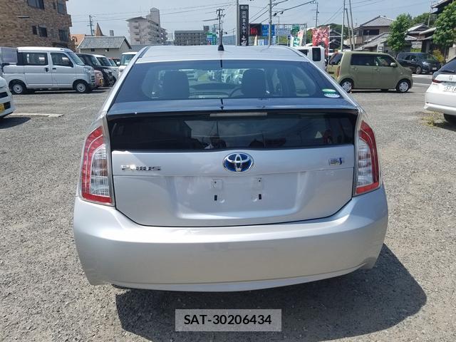 Toyota PRIUS 2012-06 8550503-5