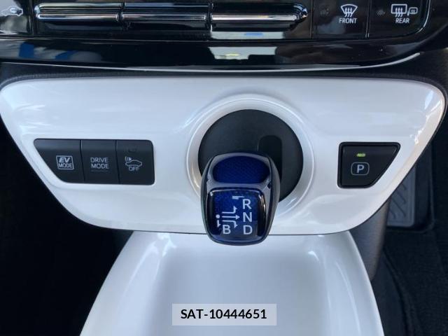 Toyota PRIUS 2016-07 8550550-17