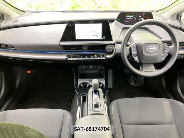 Toyota PRIUS 2023-05 8550563-3