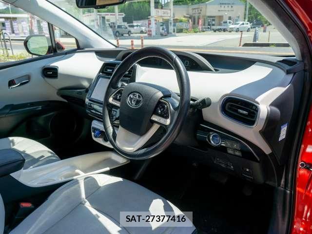 Toyota PRIUS 2016-05 8550653-17