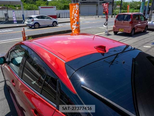 Toyota PRIUS 2016-05 8550653-9