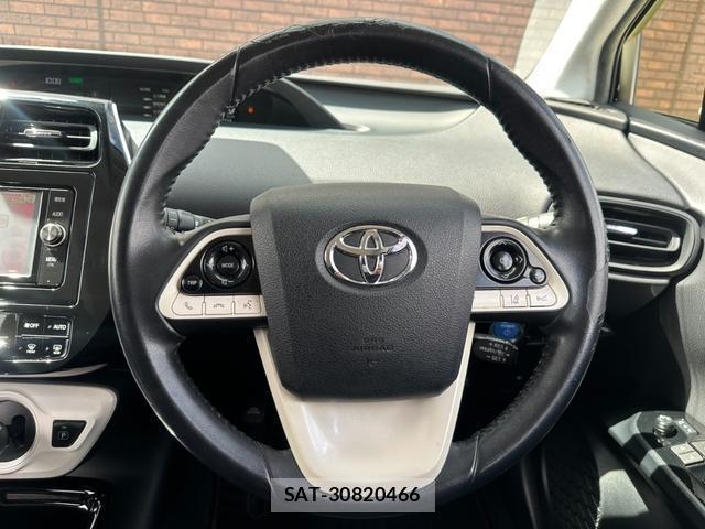 Toyota PRIUS 2017-12 8550667-2