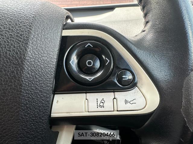 Toyota PRIUS 2017-12 8550667-9