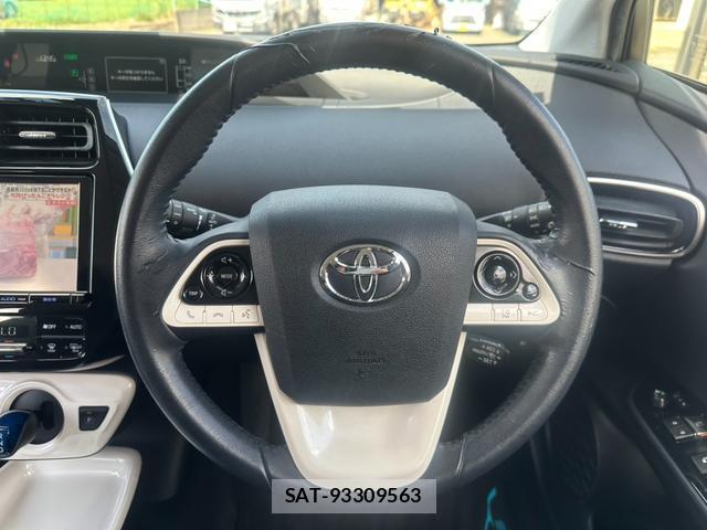 Toyota PRIUS 2016-06 8550668-3