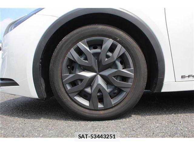 Toyota PRIUS 2023-08 8550704-16