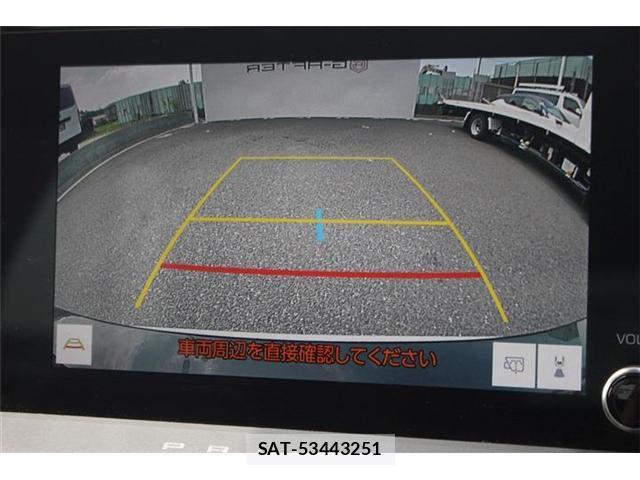 Toyota PRIUS 2023-08 8550704-2