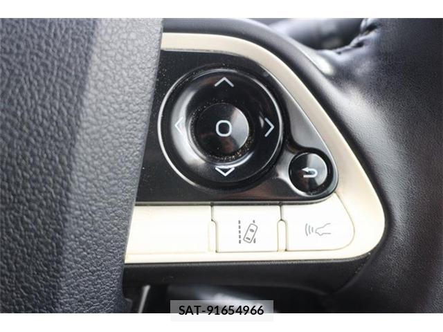 Toyota PRIUS 2016-08 8550753-4