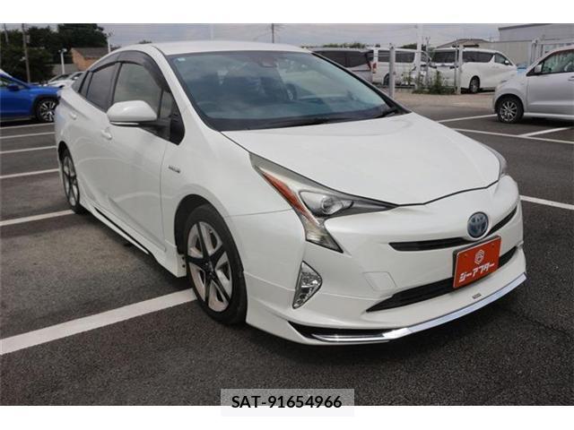Toyota PRIUS 2016-08 8550753-5