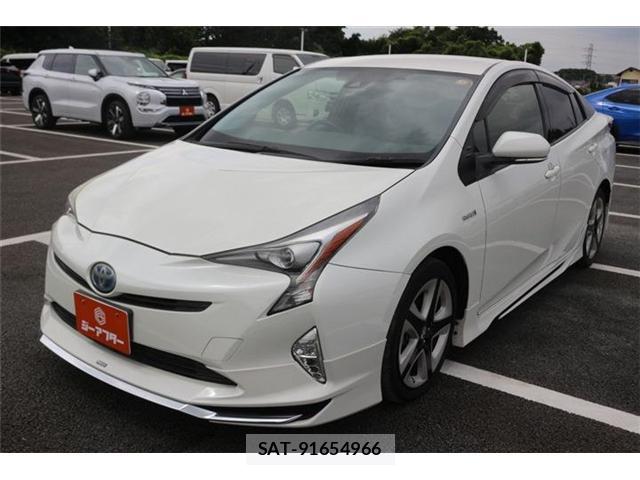 Toyota PRIUS 2016-08 8550753-7