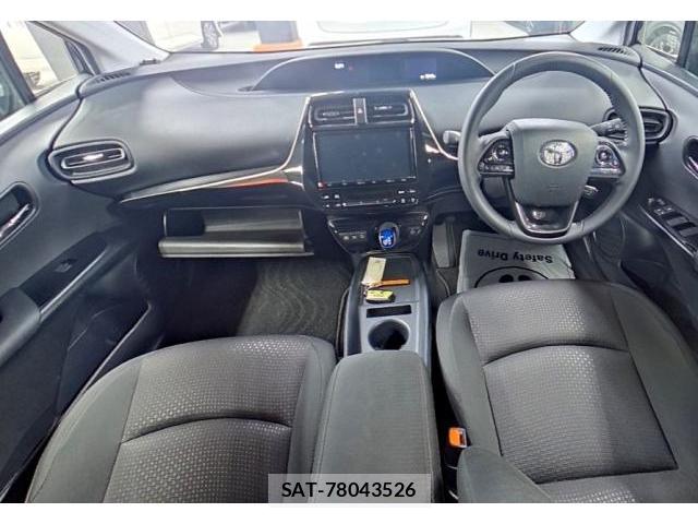Toyota PRIUS 2019-08 8551015-4