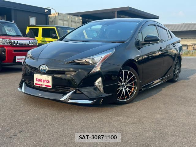 Toyota PRIUS 2016-04 8551064-12