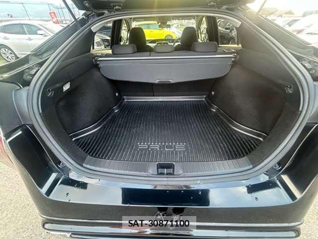 Toyota PRIUS 2016-04 8551064-18