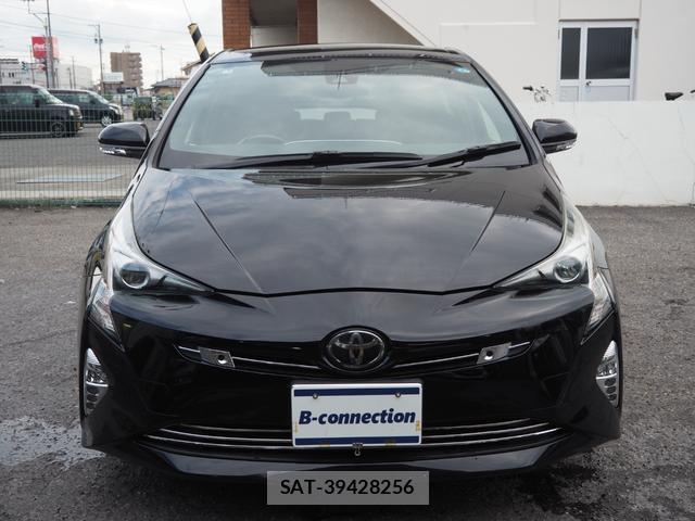 Toyota PRIUS 2018-04 8551168-3